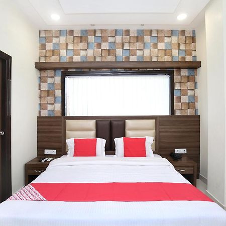 Oyo 17307 Hotel Kings Амритсар Екстериор снимка