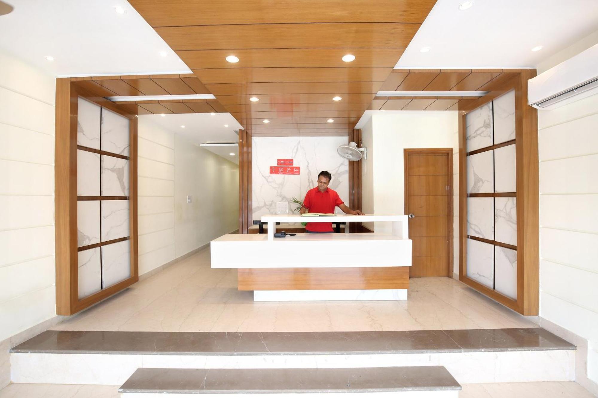 Oyo 17307 Hotel Kings Амритсар Екстериор снимка