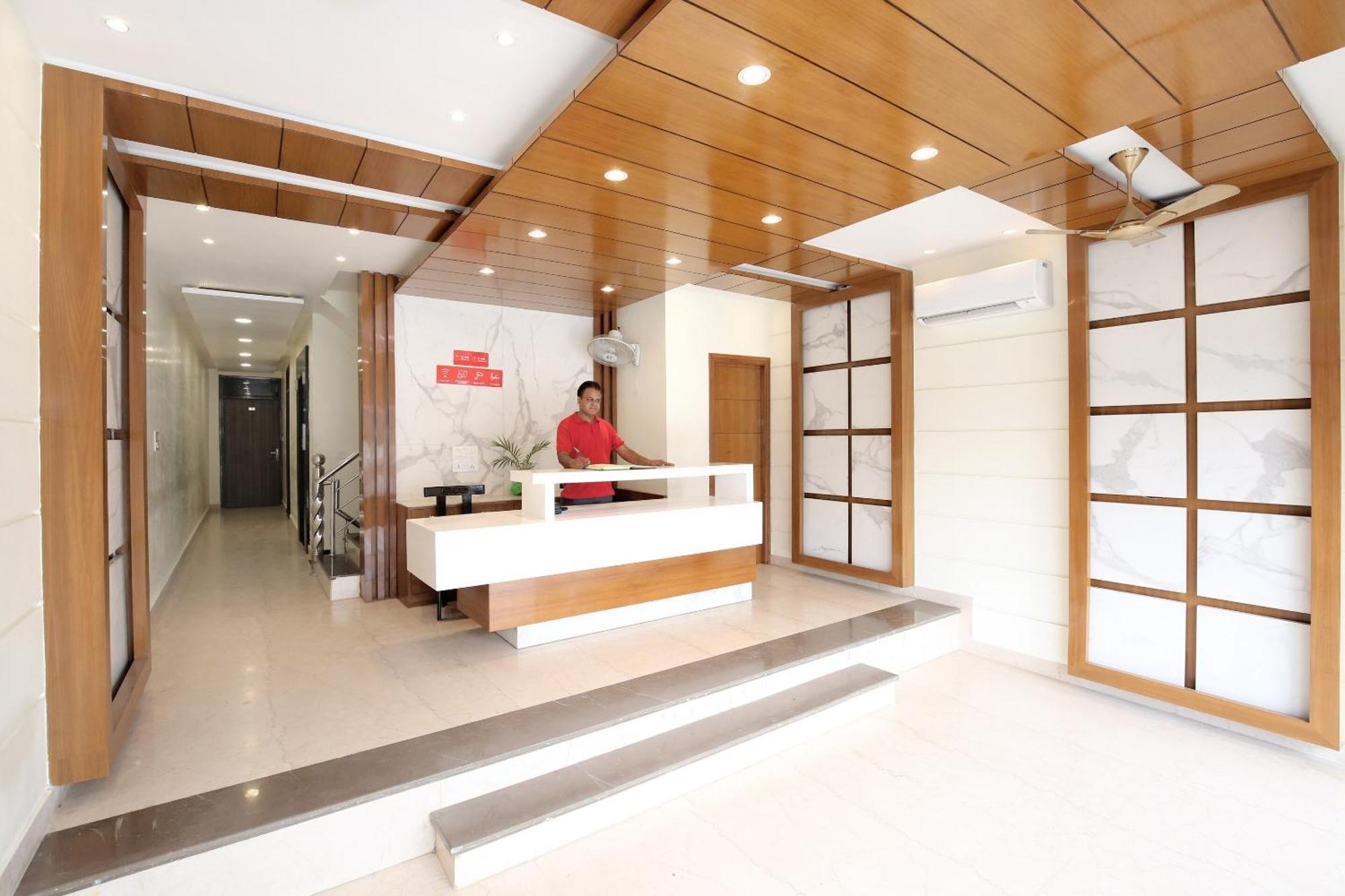 Oyo 17307 Hotel Kings Амритсар Екстериор снимка